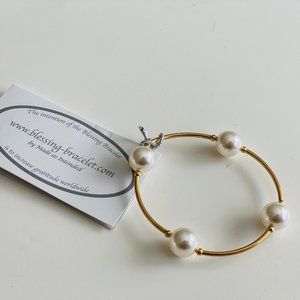 Blessing Bracelet with Swarovski Pearls